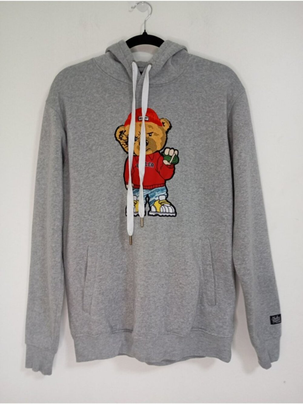 Bleeker & Mercer Gray Hoodie Size M With Bear Graphic Design Mens